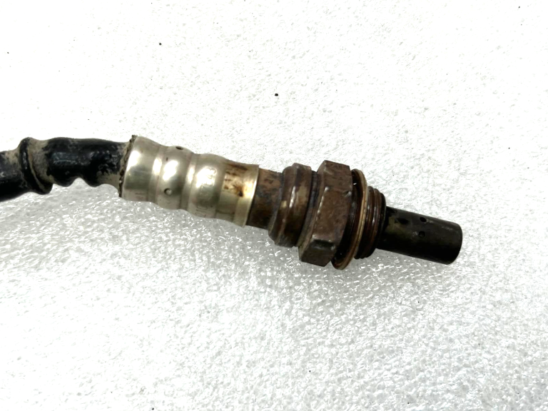 Oriģināls Kia Hyundai lambda sensors NTK 588-H16 588H16 39210-37543 3921037543