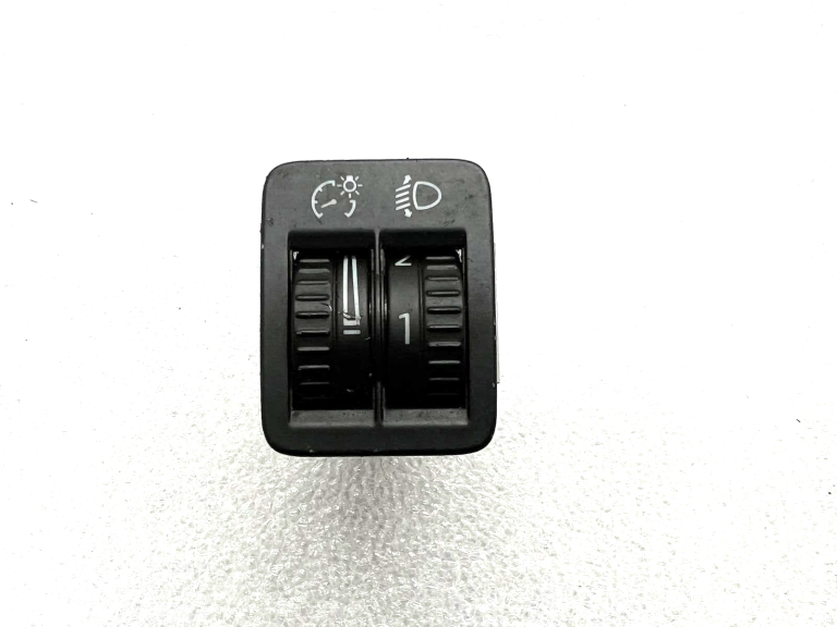 VW Passat priekšējo lukturu regulēšanas slēdzis 3c0941333