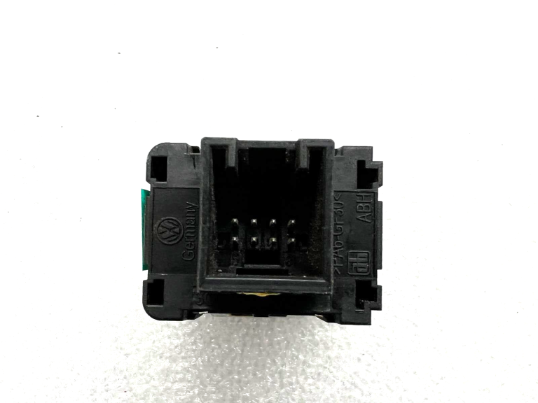 VW Passat priekšējo lukturu regulēšanas slēdzis 3c0941333