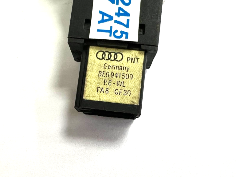 Audi avārijas signalizācijas slēdža poga 8e0941509