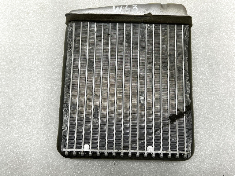 VW stāvvietas sildītājs Matrix siltummainis 1k0819031e