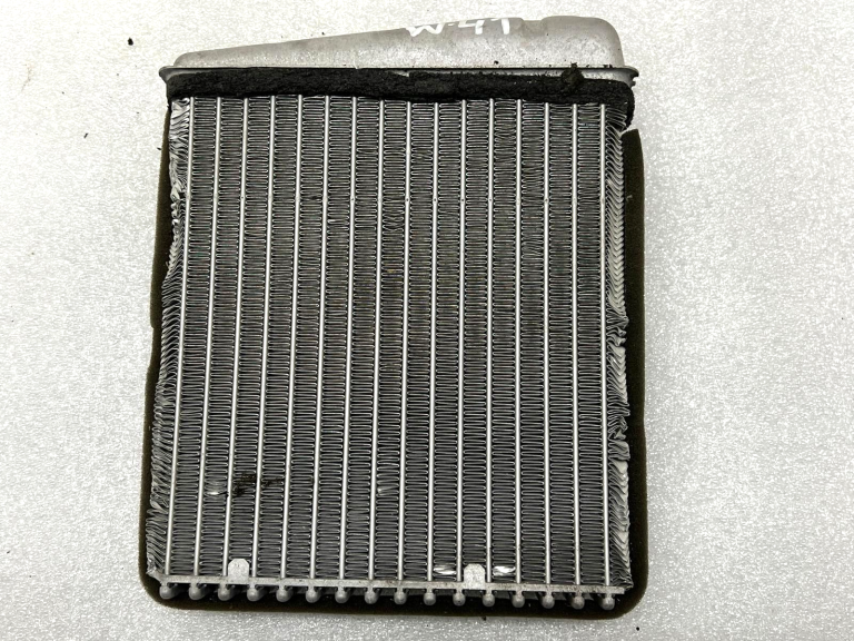 VW stāvvietas sildītājs Matrix siltummainis 1k0819033