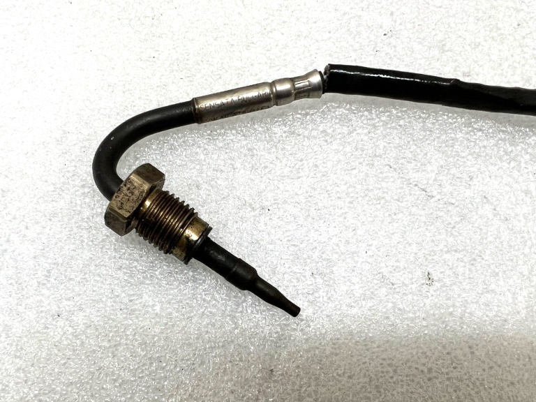 VW Skoda izplūdes gāzu temperatūras sensors 04l906088bd