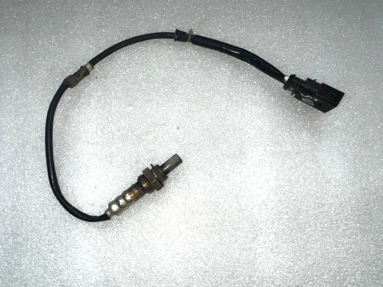 VW Skoda Lambda devējs 036906262d