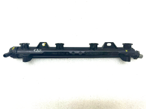 VW Skoda Audi Audi Seat degvielas iesmidzināšanas sistēma benzīna iesmidzināšanas josla 036133320
