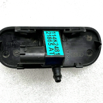 Audi labās puses apsildāmā trīskāršā vējstikla mazgāšanas sprausla 8t0955988b