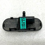 Audi priekšējā vējstikla sprausla 8t0955987b
