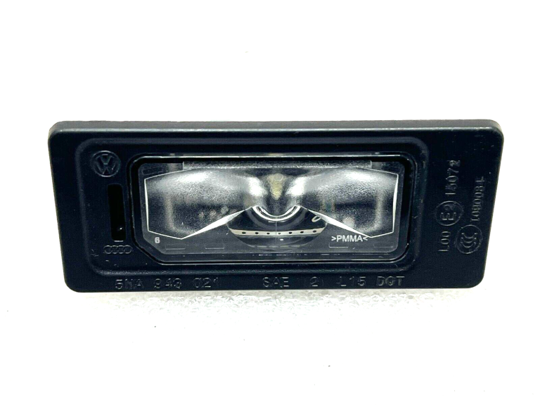Skoda Kodiaq numura apgaismojums 5na943021