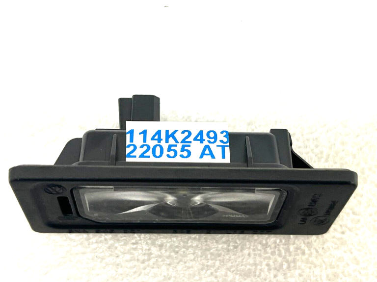 Skoda Kodiaq numura apgaismojums 5na943021
