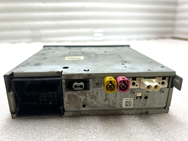 Skoda Audi CD atskaņotājs multimediju 565035840