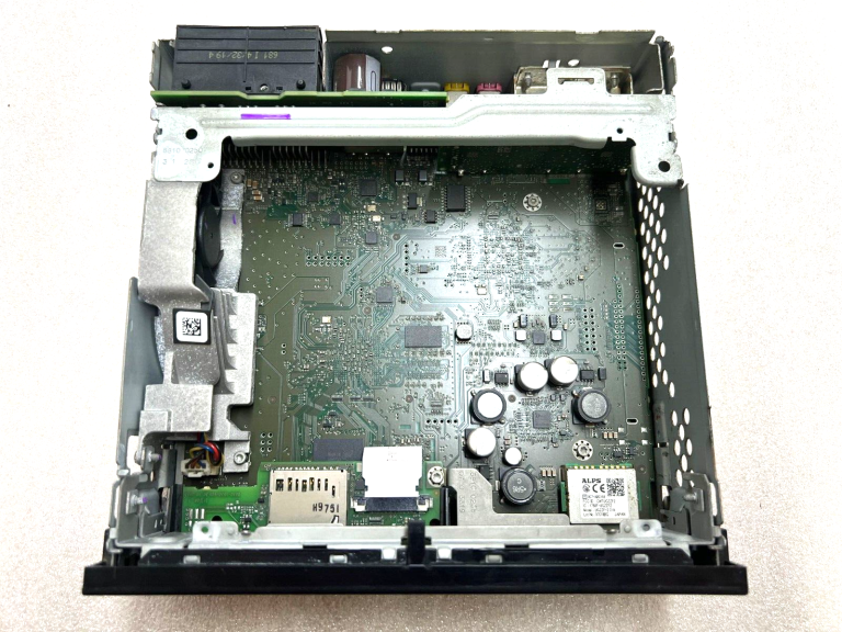 Skoda Audi CD atskaņotājs multimediju 565035840