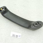 OEM Suzuki Jimny III iekšējais durvju rokturis kreisais 8446281A01P4Z