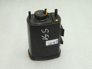OEM Suzuki Jimny III 1.3i aktīvās ogles kanisteris 1856081AA0