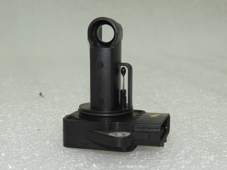 OEM Suzuki Jimny 1.3i III masas gaisa plūsmas sensors 1380063J00