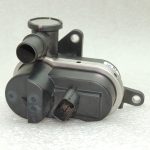 OEM Suzuki SX4 2.0i Emisijas elektromagnētiskais vārsts Solenoīda vārsts 1821052D00
