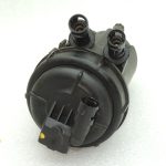 OEM Suzuki Swift 1.3 dīzeļdegvielas filtra korpuss 1541084E61