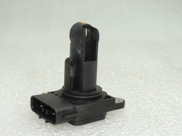 OEM Suzuki Grand Vitara II 2.0D masas gaisa plūsmas sensors 1380065D00