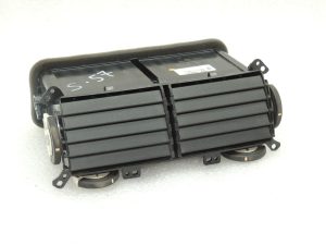 OEM Suzuki Grand Vitara III mērinstrumentu paneļa ventilācijas centrs 7361064J005PK