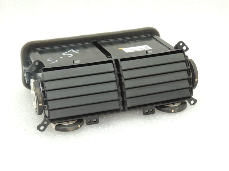 OEM Suzuki Grand Vitara III mērinstrumentu paneļa ventilācijas centrs 7361064J005PK
