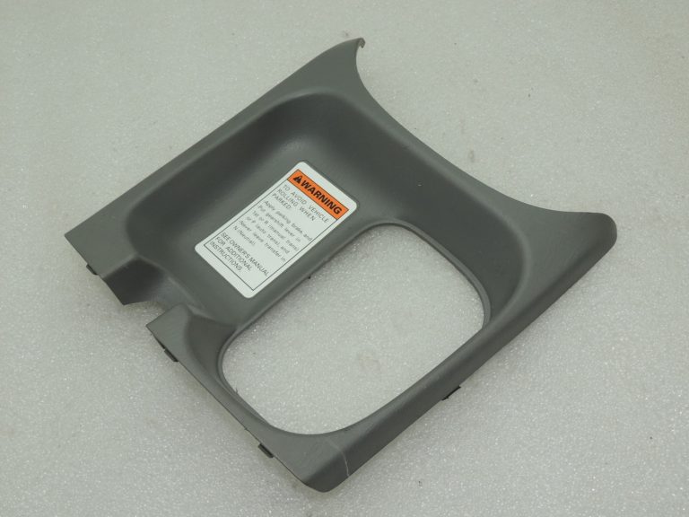 OEM Suzuki Grand Vitara II centrālās konsoles apdare 7592050J00FC6