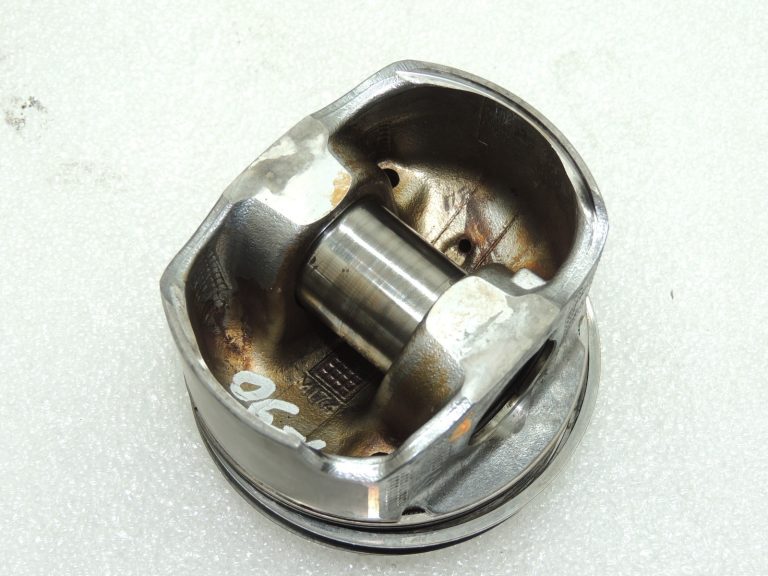 OEM Mazda 6 2.2D Virzuļa ar virzuļa gredzeniem SHY111SA0