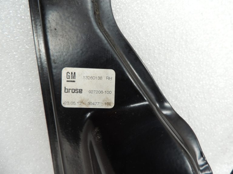 OEM Opel Zafira C elektrisko logu motors priekšējā labajā pusē 13369286