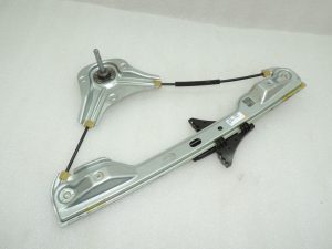 OEM Opel Zafira C aizmugurējais kreisais loga regulators 13369287