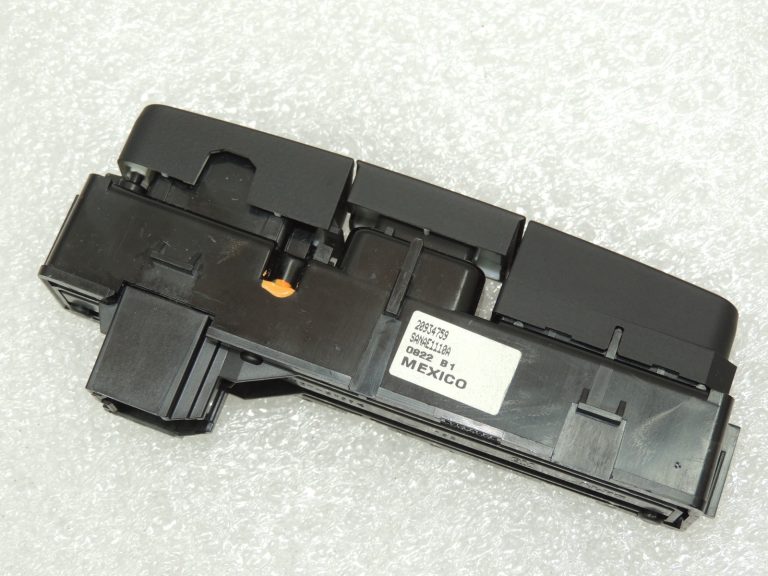 OEM Opel Zafira C avārijas signalizācijas slēdzis 20934759