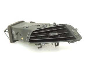 OEM Opel Zafira C Front center right dashboard air grille air nozzle 13427381