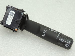 OEM Opel Zafira C stūres kolonnas slēdža tīrītāja slēdzis 95433818