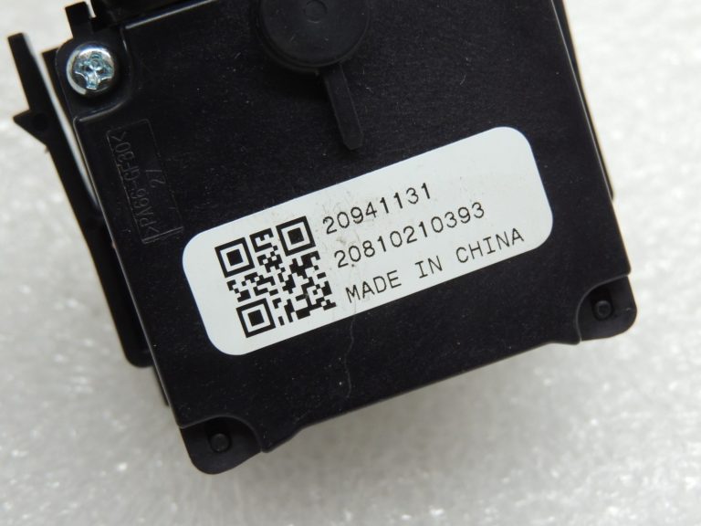 OEM Opel Zafira C stūres kolonnas slēdža tīrītāja slēdzis 95433818
