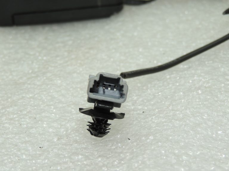 OEM Renault Espace V JFC Aizmugurējā kreisā drošības jostas sprādze 878178233R