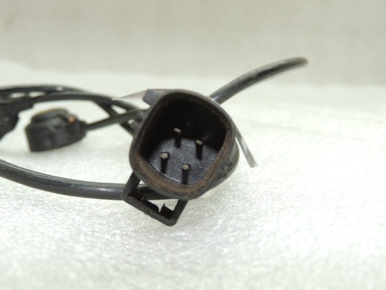 Volvo detonācijas sensors 0261231142