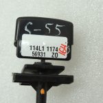 OEM Suzuki SX4 1.6i motora pārsega fiksators 8216079J00