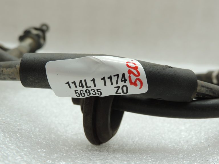 OEM Suzuki Jimny 1.3i sajūga atbrīvošanas trose 2371081AA1