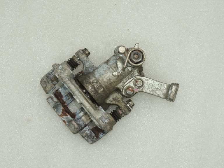 Suzuki SX4 SUZUKI SX4, 1.6i Bremžu suports aizmugurējais kreisais 55402-80J01-999