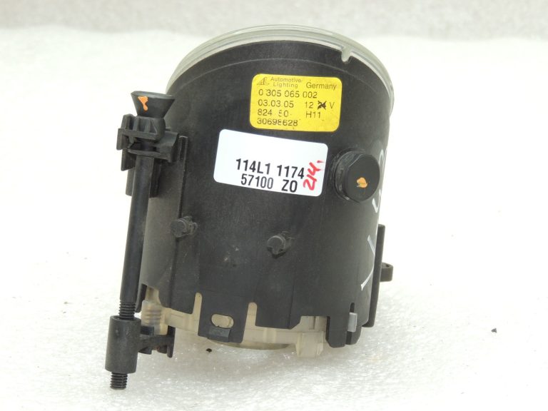 Volvo S40 II Miglas lukturis pa labi 31213176