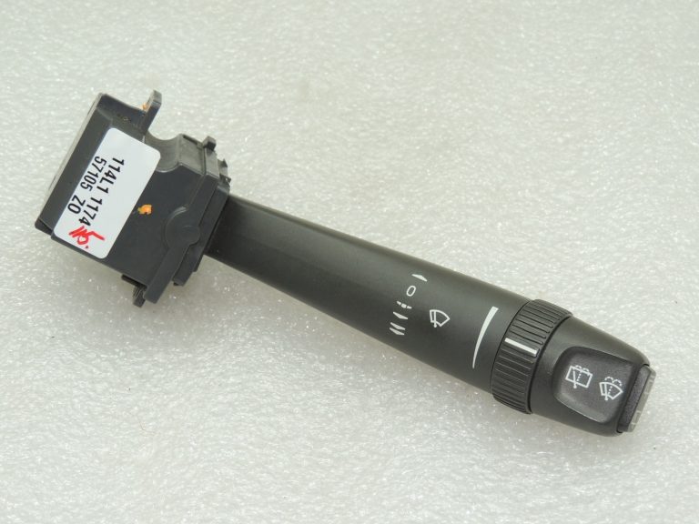 Volvo V70 XC70 Combi slēdzis Tīrītāju slēdzis 31268582