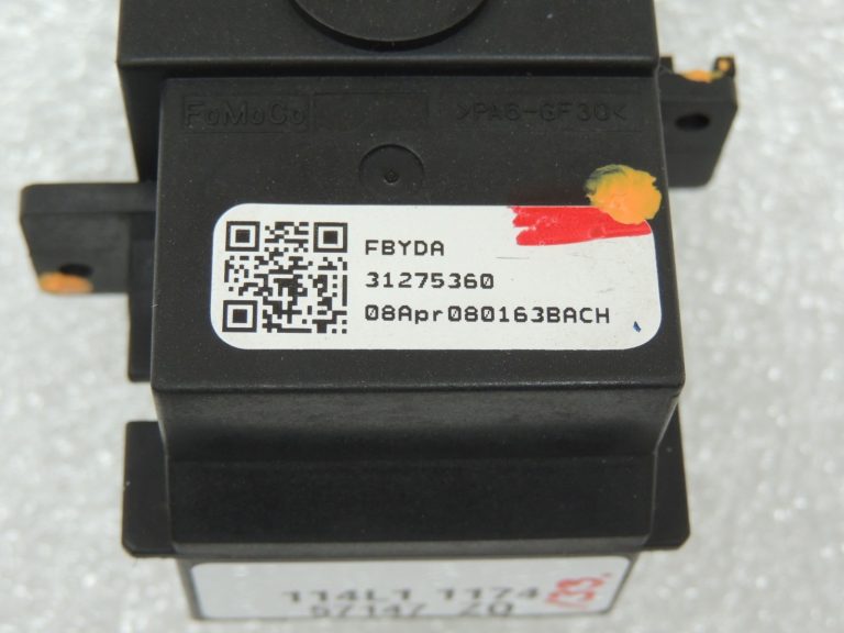 Volvo V70 III Stikla tīrītāju slēdzis Vējstikla tīrītāju slēdzis 31275360