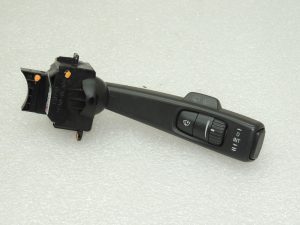 Volvo V50 Stikla tīrītāju slēdzis Vējstikla tīrītāju slēdzis 8691993
