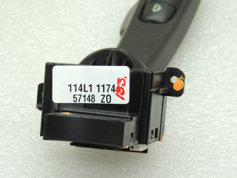 Volvo V50 Stikla tīrītāju slēdzis Vējstikla tīrītāju slēdzis 8691993