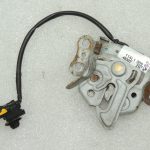 Suzuki SX4 II dzinēja pārsega slēdzene, dzinēja pārsega fiksators 8211062M20
