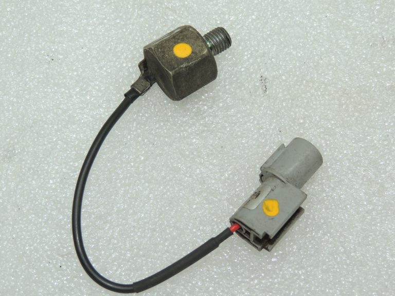 OEM Suzuki SX4 Liana Grand Vitara Knock sensors 1864078G00
