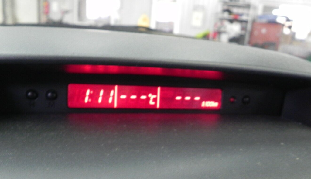 Suzuki SX4 ekrāna displeja pulkstenis 34600-79J51