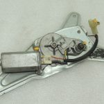 Suzuki Grand Vitara II aizmugurējā tīrītāja motors Aizmugurējā tīrītāja motors 3881065D00