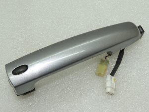 Suzuki SX4 ārējo priekšējo durvju rokturis bez atslēgas, pelēks 82810-63811-ZCD