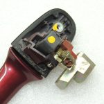 Suzuki Liana ārdurvju rokturis aizmugurējais kreisais sarkans 82840-54G10-ZY8