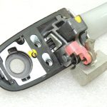Suzuki Liana Ārējo durvju rokturis priekšējais labās puses pelēks 82810-54G10-Z2S
