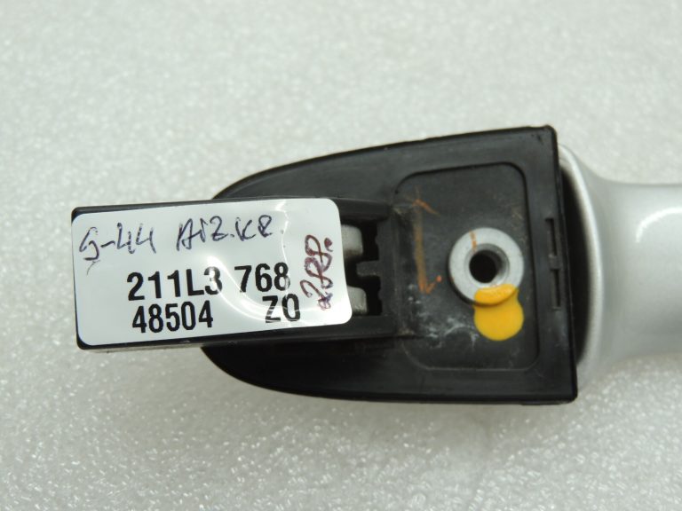 Suzuki Liana ārdurvju rokturis aizmugurējais kreisais, pelēks 82840-54G10-Z2S