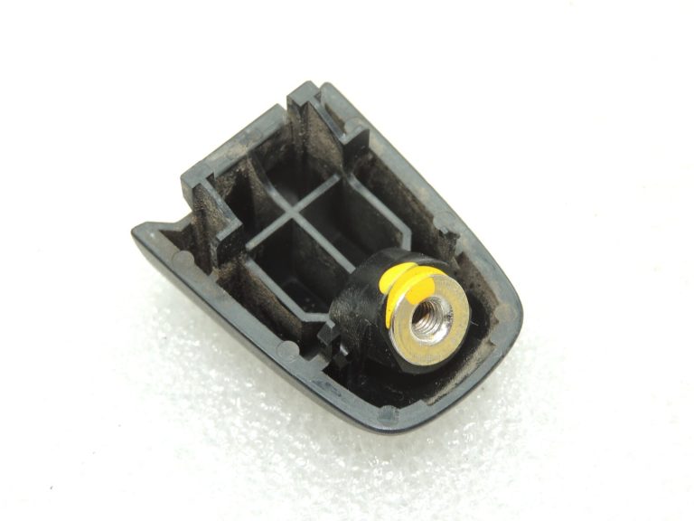 Fiat Sedici ārdurvju rokturis priekšējais labais melns 71743399